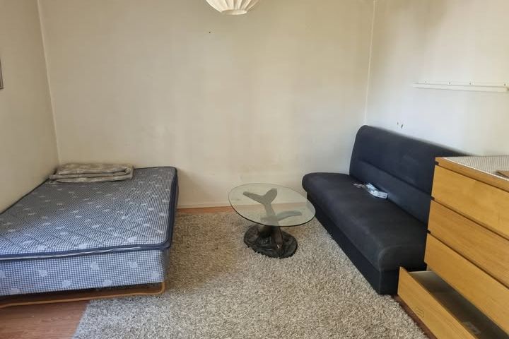 20 m² Furnished Room in Högdalen